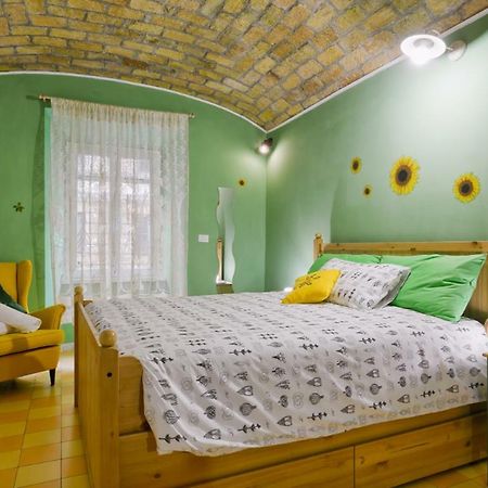 Bed And Colors Apartment Rome Bagian luar foto