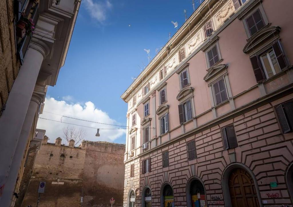 Bed And Colors Apartment Rome Bagian luar foto